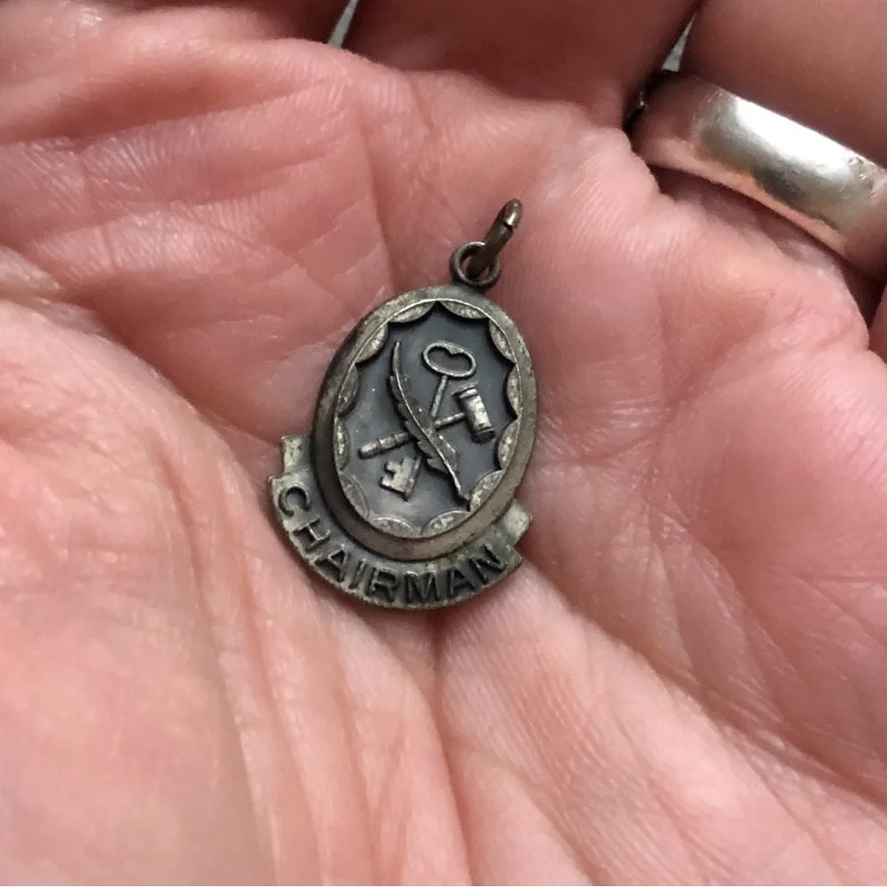 🦄 ⚡️💜 SALE Vtg sterling Chairman pendant/charm ABWA American Business Women